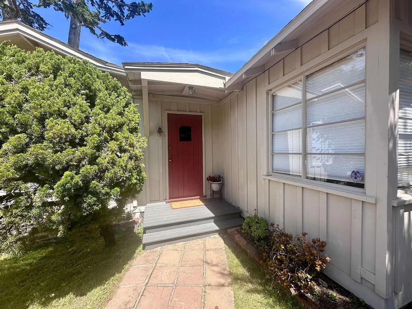 Idyllic Fully Furnished Cottage in Asilomar Dunes Available Monthly — Photo 2