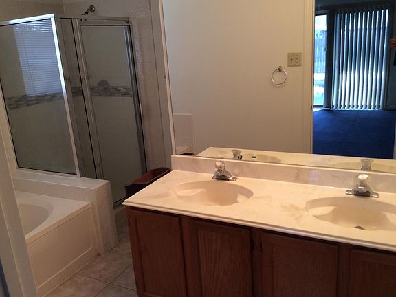 4th image of 14522 Oak Chase Dr
