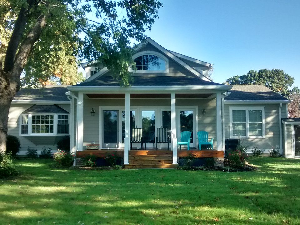 2nd image of 1921 Poplar Ridge Rd