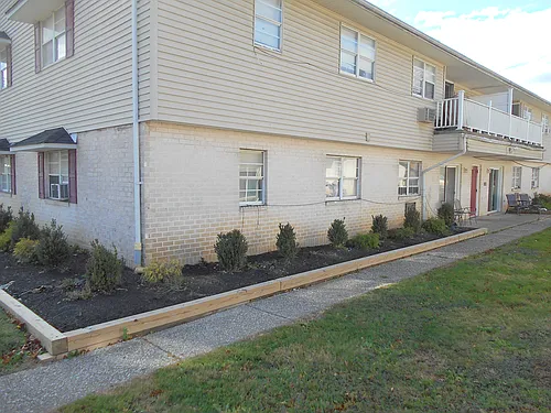 856 Ulster St #102 Photo 1