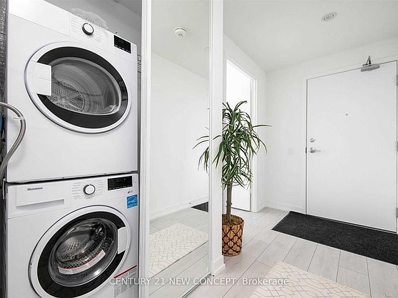 3rd image of 898 Portage Pkwy #2902