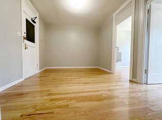 35-31 32nd St #1R, Astoria, NY 11106