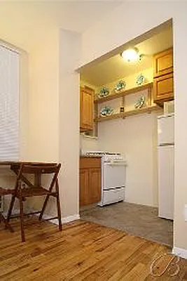 Rented by 4 Points Properties | media 12