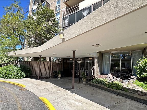 2nd image of 25801 Lake Shore Blvd APT 86