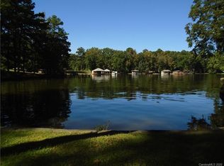 49572 Wood Land Dr, Norwood, NC 28128