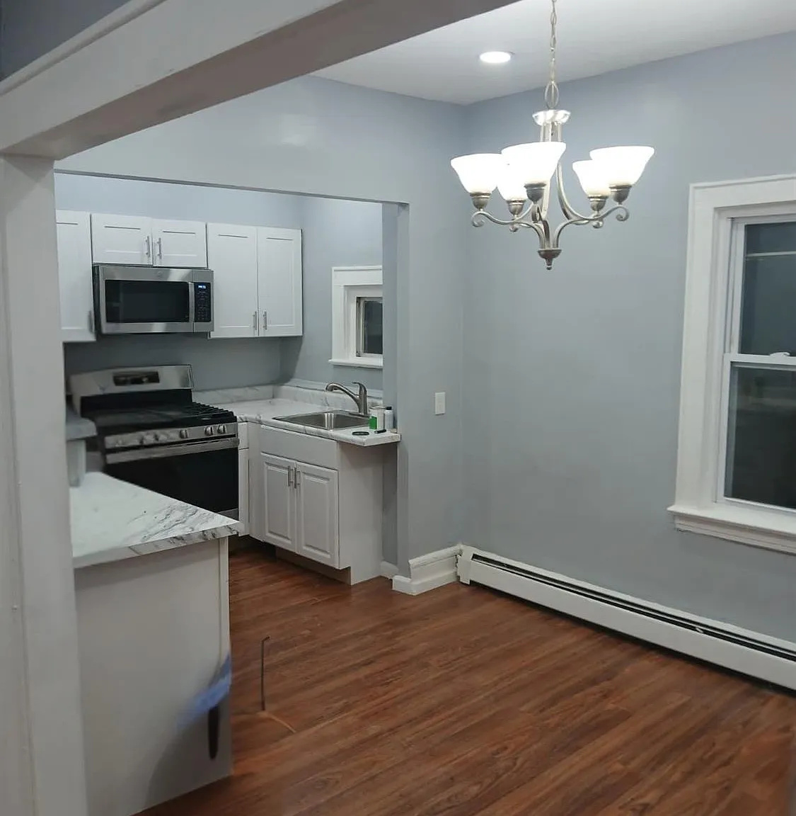 2 bed, 1.0 bath, 1400 sqft, $2,150 — Photo 1