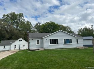 805 Gouchnour St, Ypsilanti, MI
