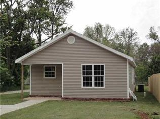 305 E North St, Rogers, AR 72756