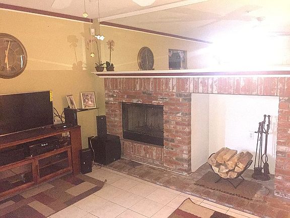 2nd image of 15429 Daybreak Ln