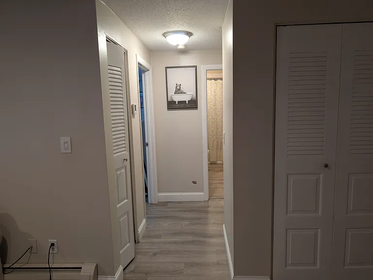 366 Simmonsville Ave — Photo 4