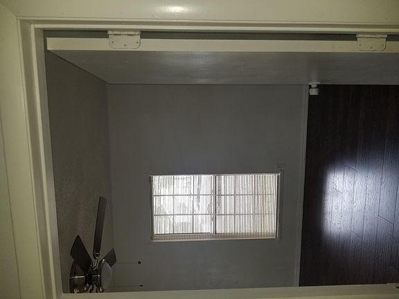 2nd image of 1563 Tioga Ave