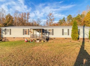 305 Whispering Oaks Dr, Lexington, NC 27292