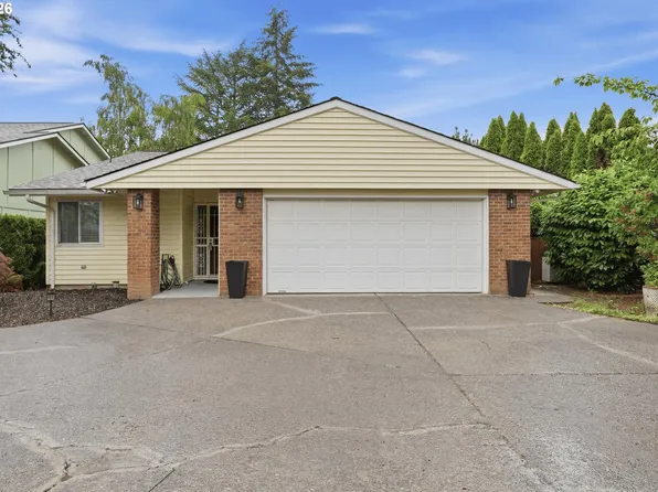 10440 SW Century Oak Dr, Tigard, OR 97224
