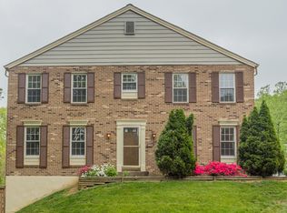 9422 Candleberry Ct, Burke, VA 22015