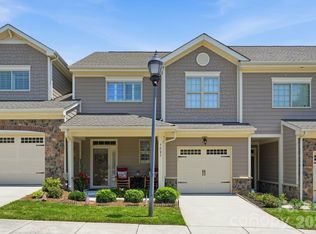 3025 Callaway Ct, Cramerton, NC 28032
