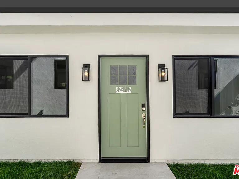 822 N Orange Grove Ave #822.5 — Photo 2