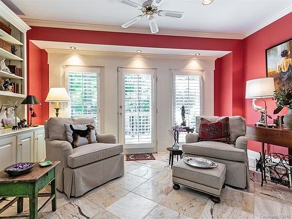 2nd image of 239 Bentley Oaks Ln