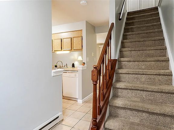 2nd image of 5444 Tourmaline Dr