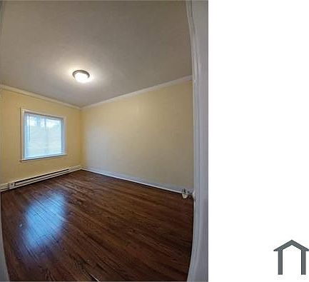 3rd image of 1520 Broadway #301