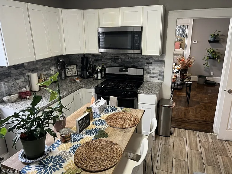 68 Wolf Pl #2 — Photo 12