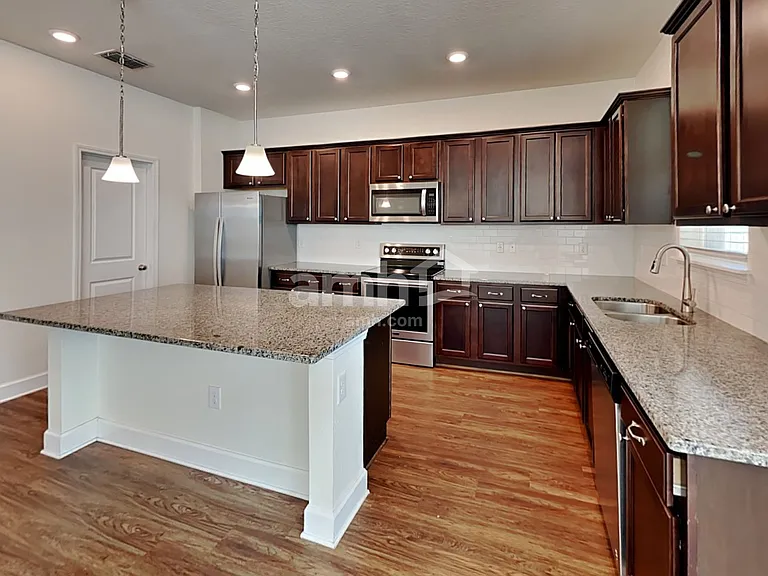 2819 Wilder Meadows Ln — Photo 4
