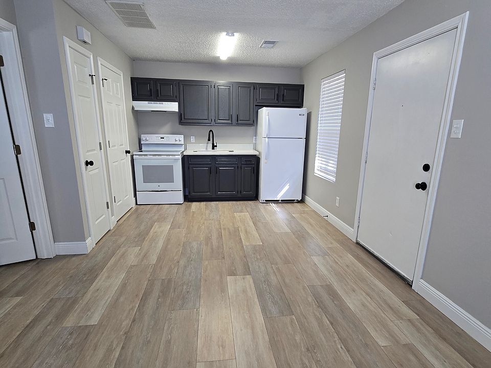1st image of 1845 McFaddin St #7