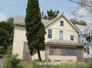 35 Ellsworth St, Hartford, CT 06114