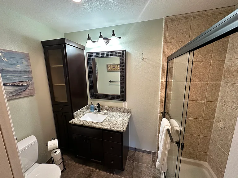1375 Hull Ln — Photo 11