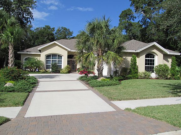 2nd image of 8 Sweetwater Ct