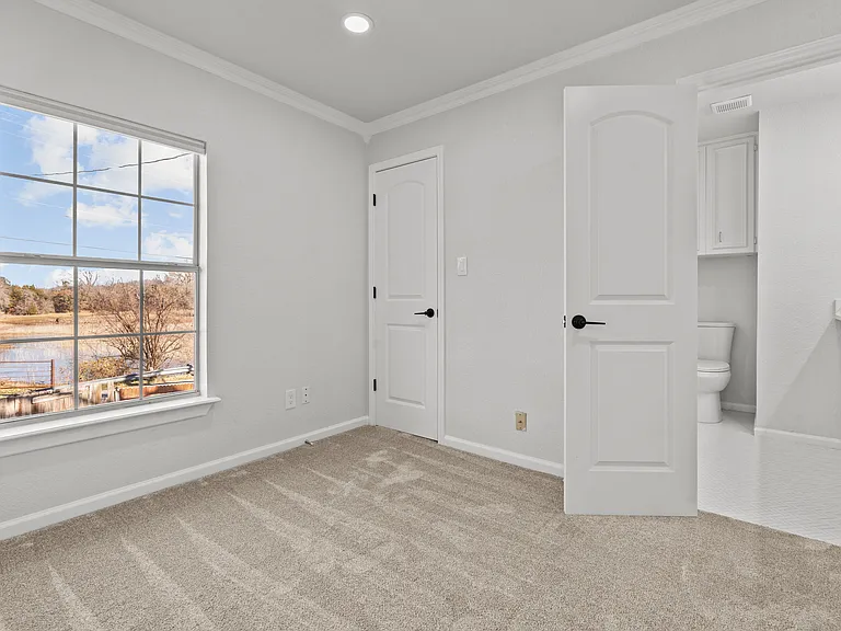 1701 E Lake Dr — Photo 13