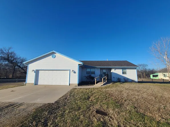 103 Eisenhower Cir, Marquette, KS 67464