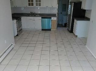 37488 Susan St, Sterling Heights, MI 48310