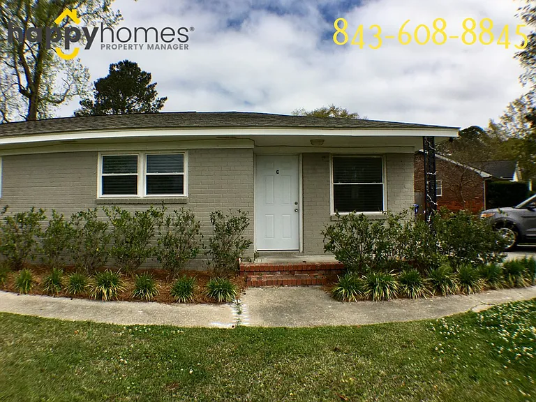 1556 Kemper Ave #C — Photo 1