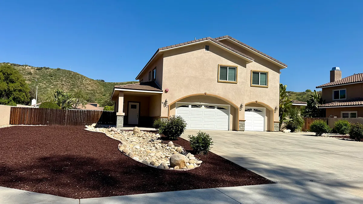 Front yard of home, 3-car garage - 9202 Los Coches Rd