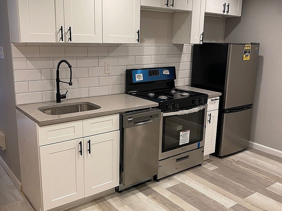 1st image of 886 Hancock St #1A
