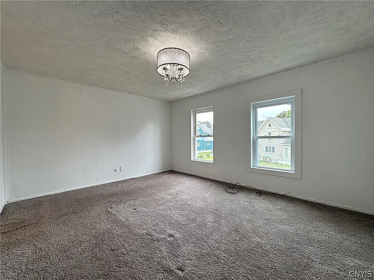 318 W Hoard St — Photo 25