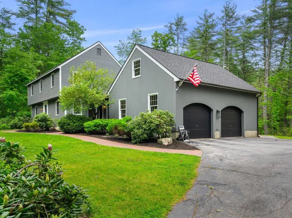 7 Bourbon Street, Bedford, NH 03110