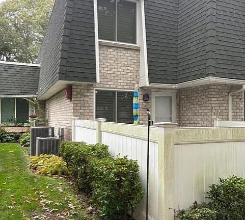 3rd image of 768 Blue Ridge Drive