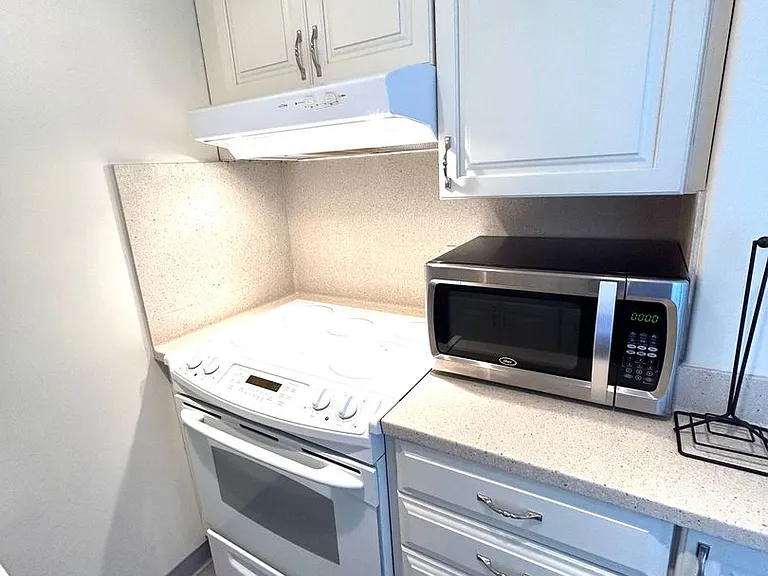 775 Kinalau Pl #1507 — Photo 6