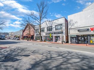 355 New York Ave UNIT 2, Huntington, NY 11743