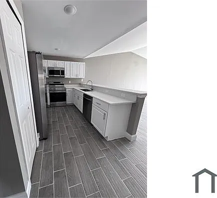 117 Pine Ln — Photo 1