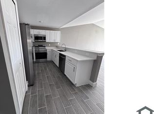 117 Pine Ln, Lehigh Acres, FL 33973