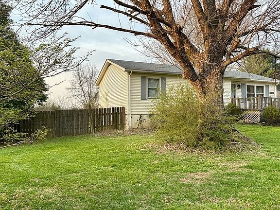 2nd image of 6412 Willet Rd