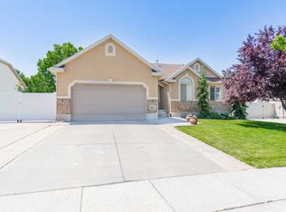 166 E 1525 N, Layton, UT 84041