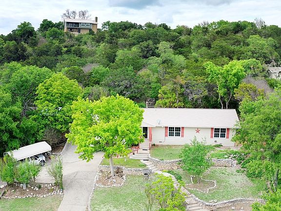 2nd image of 124 Hillside Dr