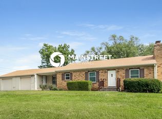 211 S Clayview Dr, Liberty, MO 64068