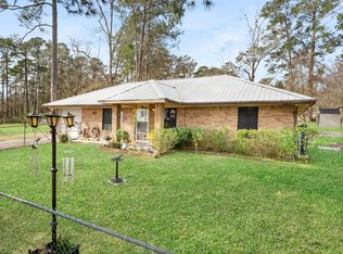 402 S 7th St, Leesville, LA 71446