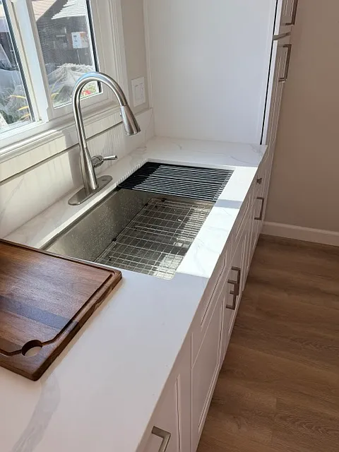 Kitchen sink