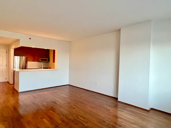 3112 City Place image 8 of 15