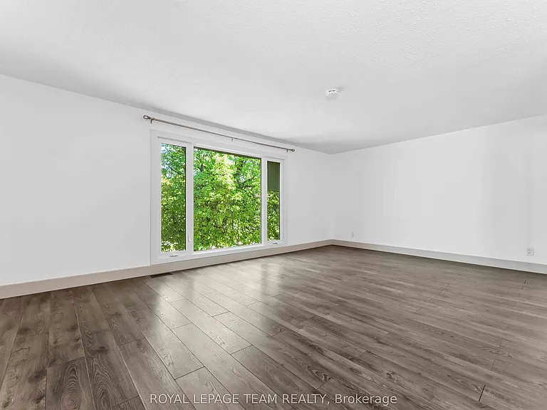 204 Donald St #2 — Photo 7